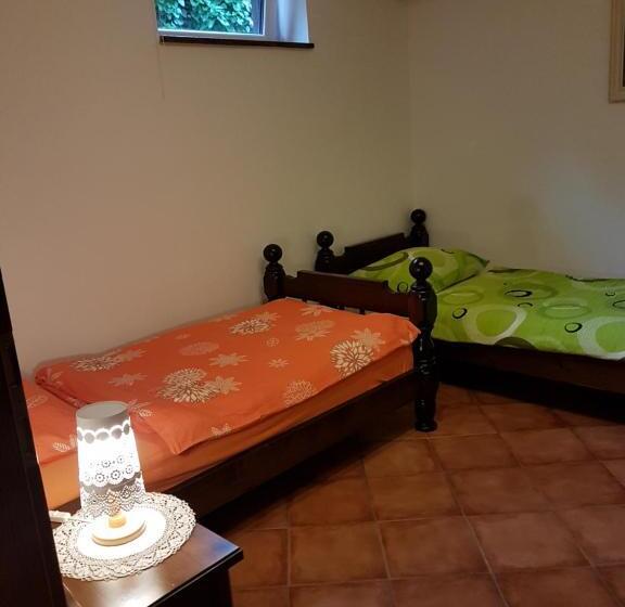 Family flat with garden view, Garden Apartments Maria