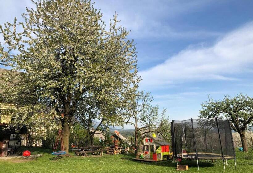 Family flat with garden view, Garden Apartments Maria