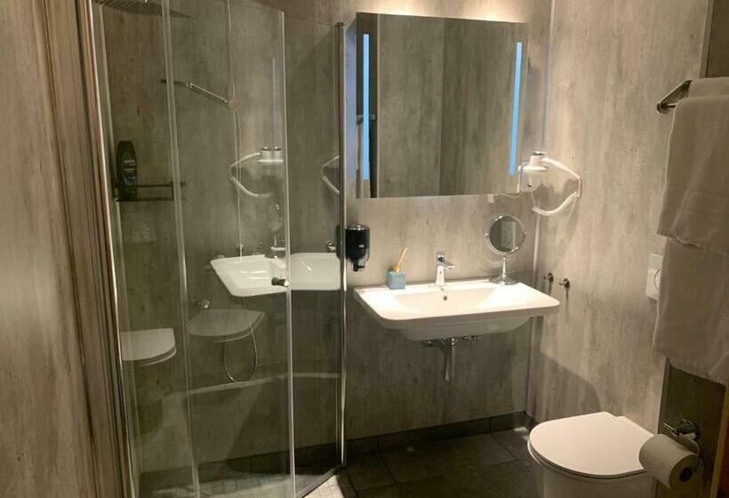 חדר סטנדרט נוף לאגם, Lyngseidet Gjestegård As