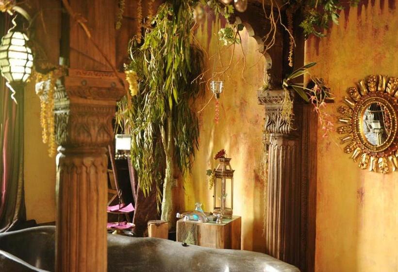 غرفة قياسية مزوَّدة بجاكوزي, B&b Le Manoir D Ange