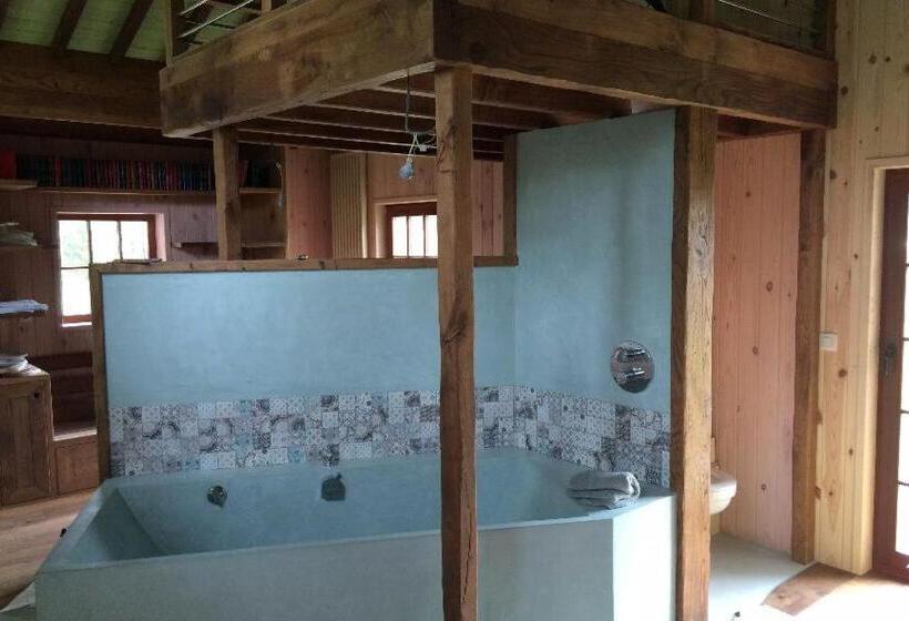 标准平房, B&b Le Manoir D Ange