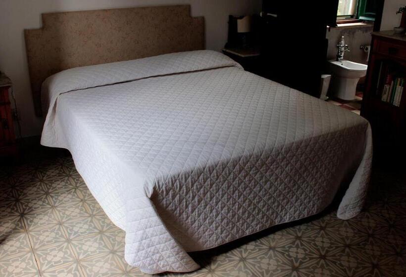 标准间, Ai Cipressi