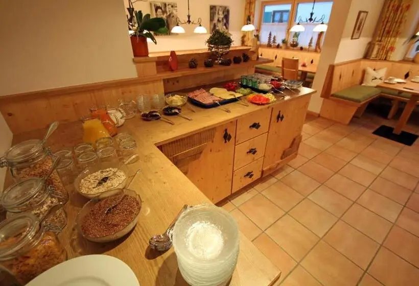 اتاق استاندارد با بالکن, Gästehaus Sinz
