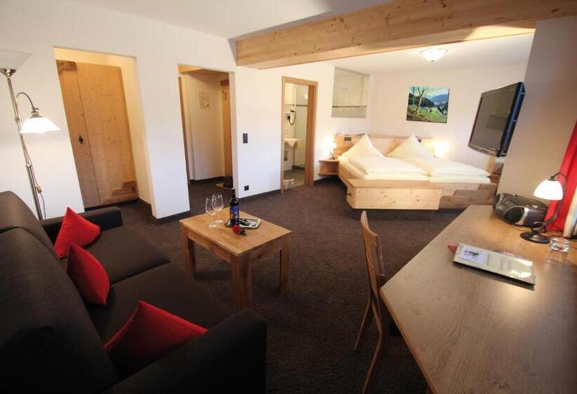 Номер Стандарт с Балконом, Gästehaus Sinz