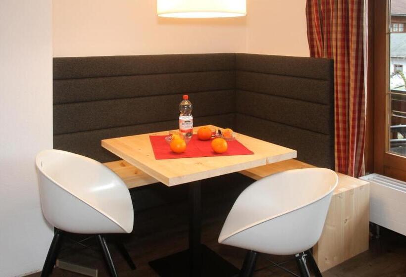 Апартаменты 1 Спальня с Балконом, Gästehaus Sinz