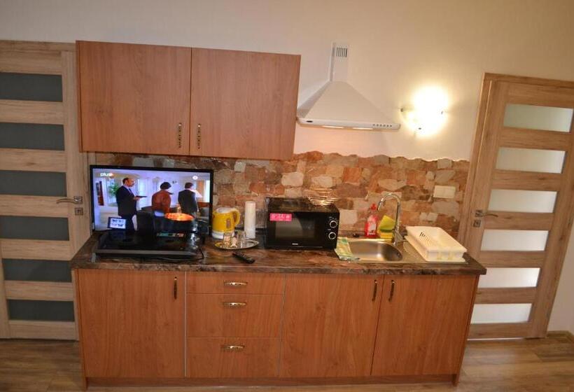 패밀리 스튜디오, Penzión štrba