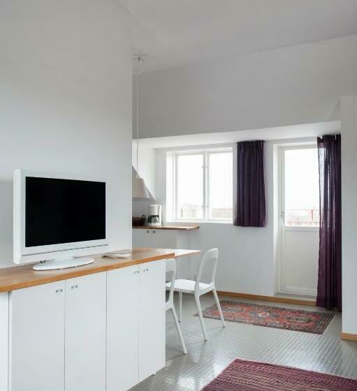 סטודיו סטנדרטי נוף לים, Sköna Hönor Apartments