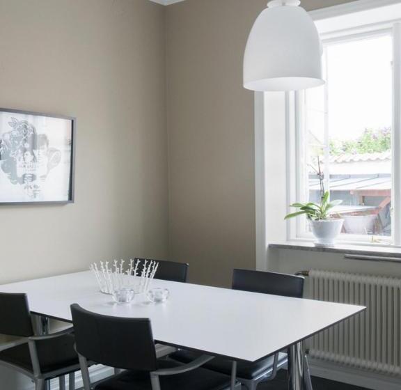 ガーデンビューの２ベッドルームアパート, Sköna Hönor Apartments