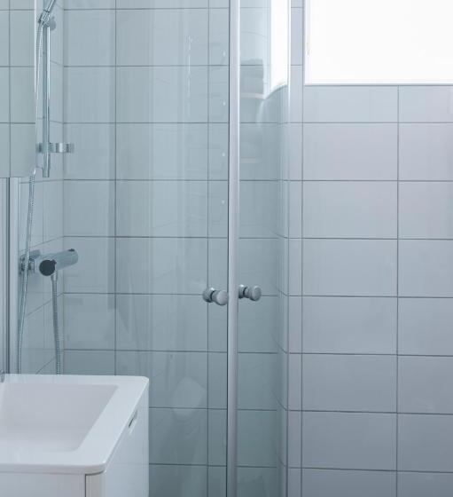 דירת 2 חדרי שינה עם נוף לגינה, Sköna Hönor Apartments