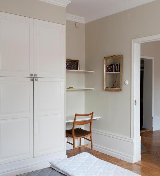 דירת שני חדרים עם מרפת, Sköna Hönor Apartments