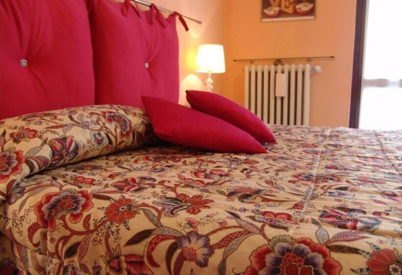 اتاق استاندارد, B&b Il Fragolo