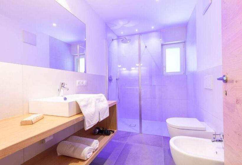 带露台两卧公寓, Haus Christian