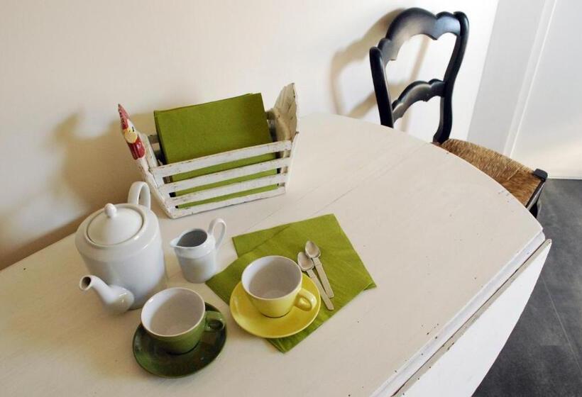 غرفة قياسية, Le Briou