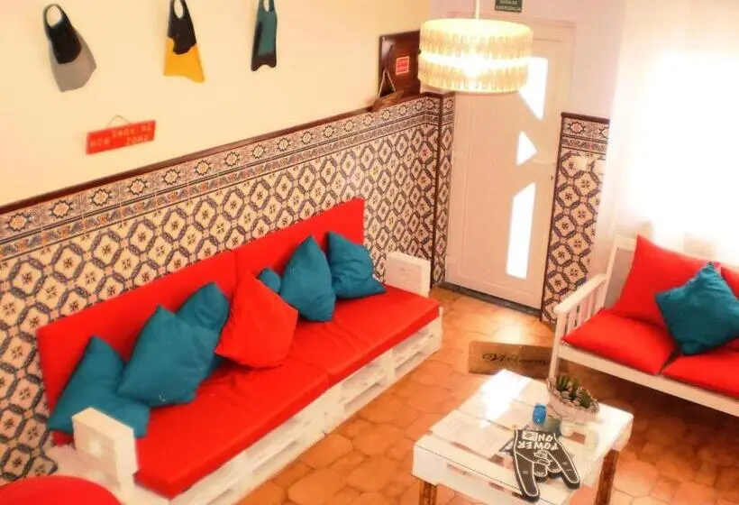 خانه 4 خوابه, Swordfish Eco House Peniche