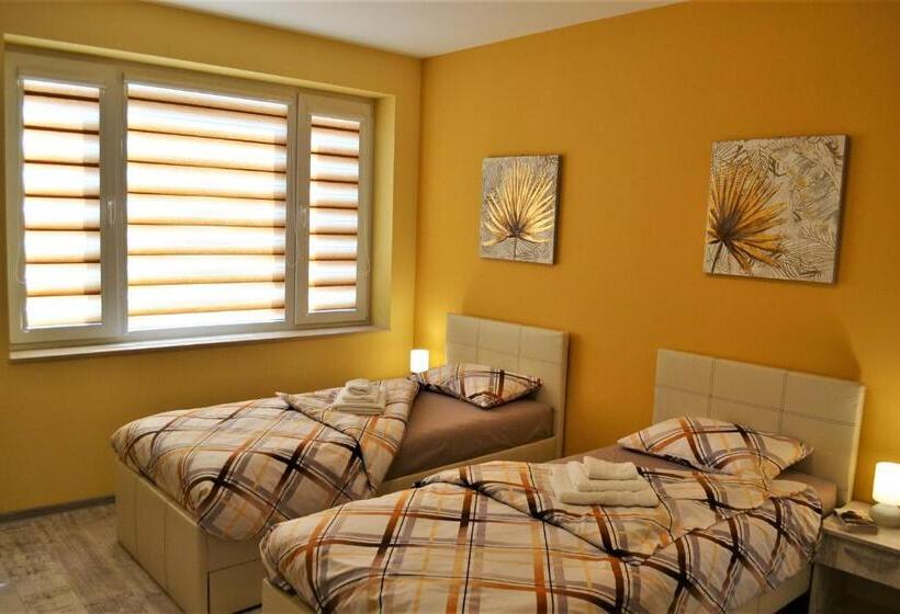 Апартаменты 2 Спальни, Guest Apartment Balkan