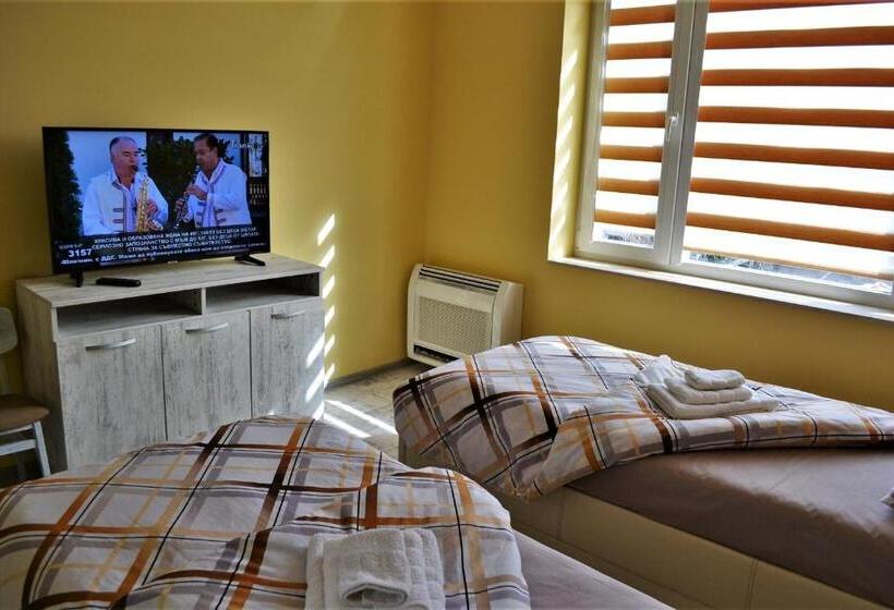 Апартаменты 2 Спальни, Guest Apartment Balkan