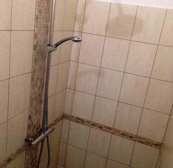 Family Suite, L Albadu