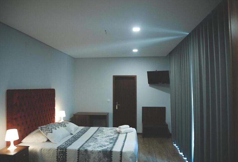 발코니가 있는 스위트, Quinta De Calvelos