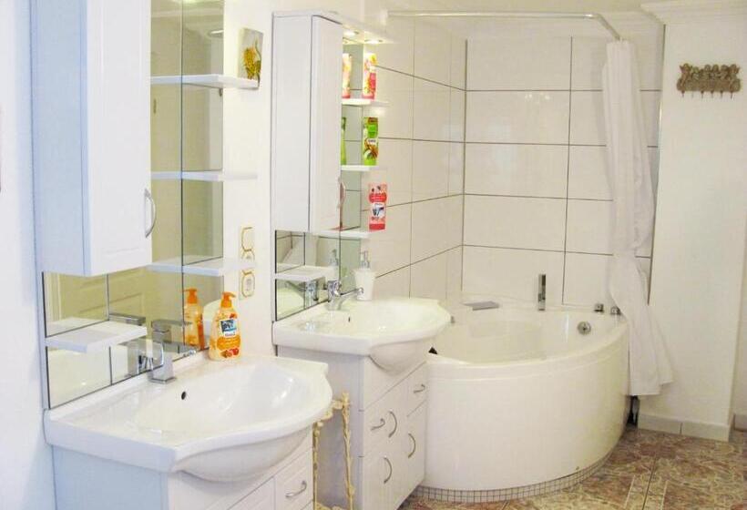 Дом 1 Спальня, Apartment Storchenfärbe