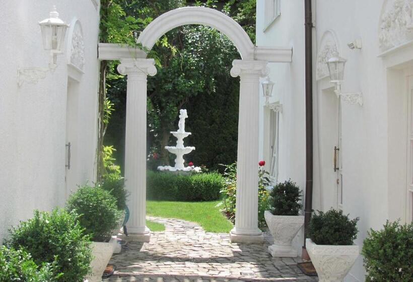 Апартаменты 2 Спальни, Apartment Storchenfärbe