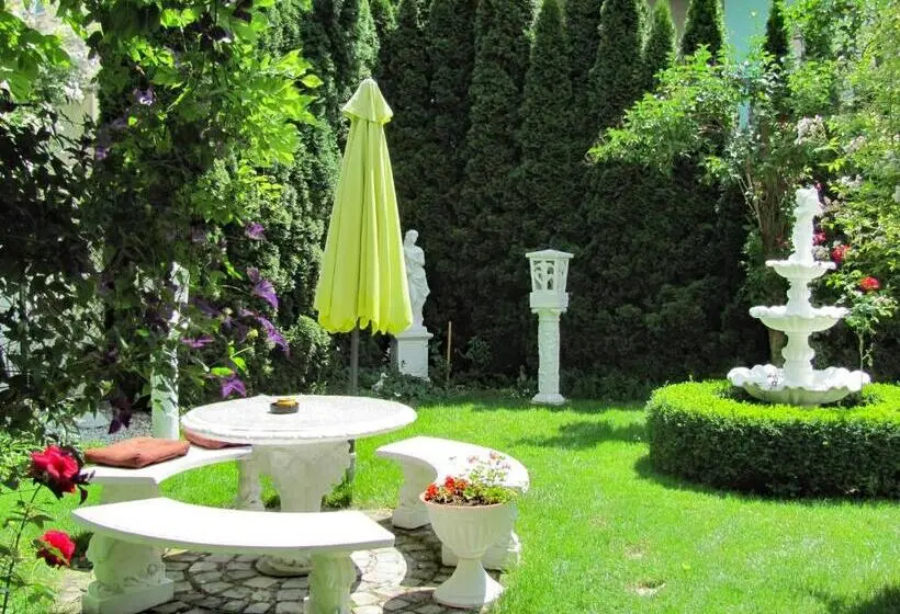 استودیوی استاندارد, Apartment Storchenfärbe