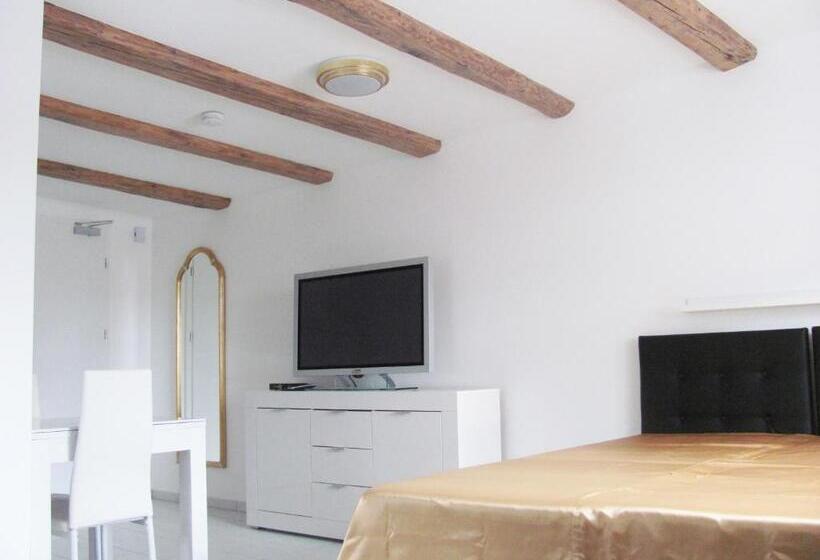 Студия Стандарт, Apartment Storchenfärbe