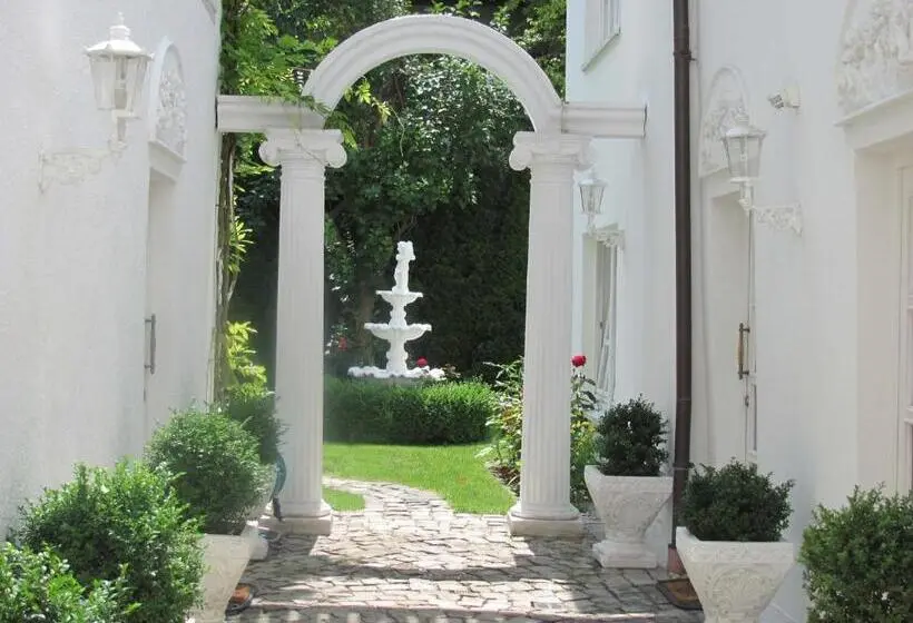 آپارتمان 1 خوابه, Apartment Storchenfärbe