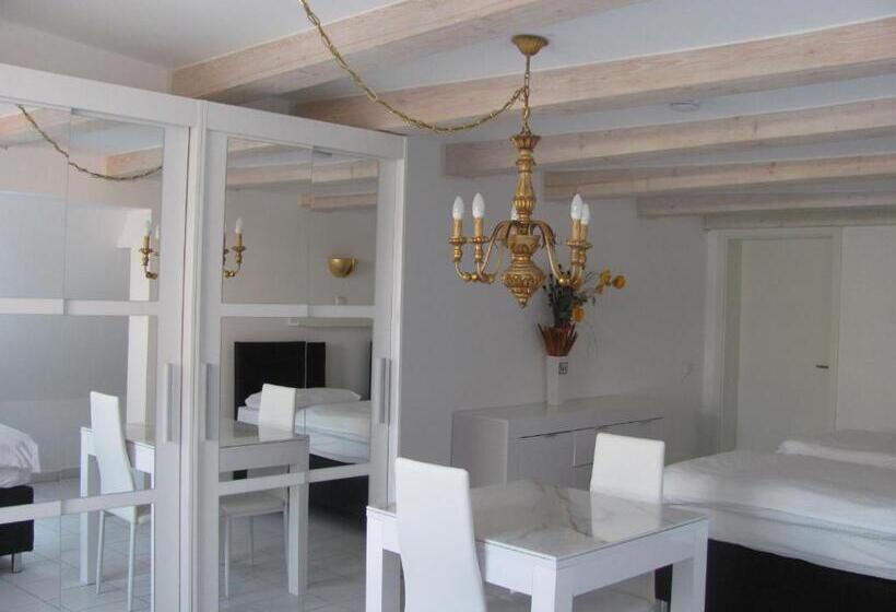 Апартаменты 1 Спальня, Apartment Storchenfärbe