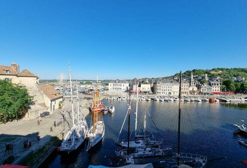 Comfort room with view, Chambres Houdaille