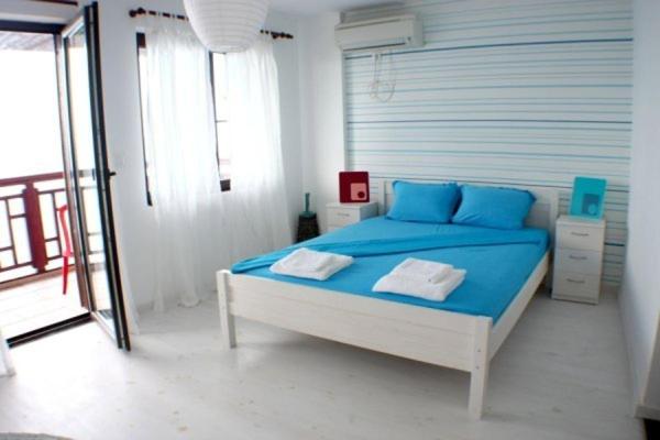 Номер Стандарт Вид на Море с Балконом, Deep Blue Guest House