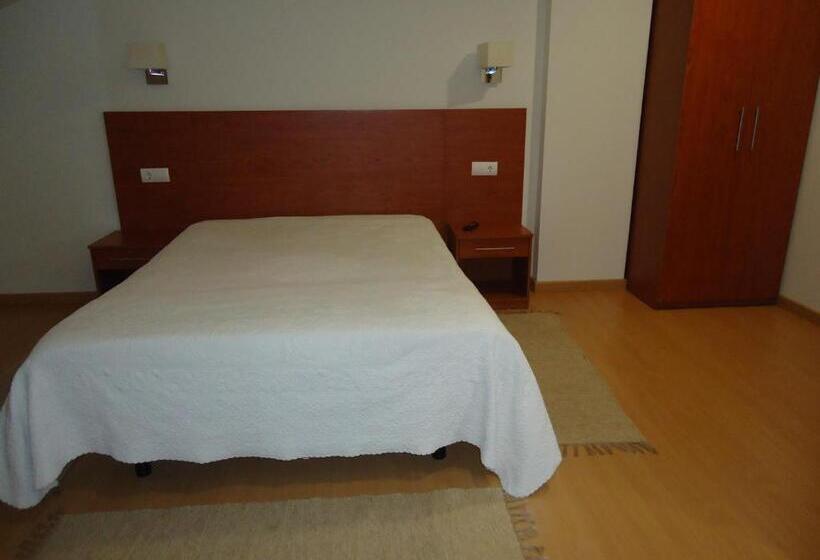 标准间, Residencial Coroa D Ouro