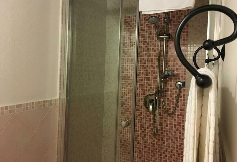 スタンダード4人部屋, B&b Antica Dimora