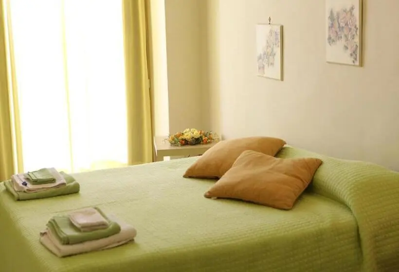 Perhejuniorsviitti, Il Giardino Di Tonia   Oplontis Guest House   Bed & Garden