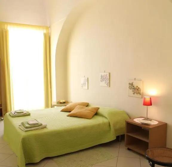 Perhejuniorsviitti, Il Giardino Di Tonia   Oplontis Guest House   Bed & Garden