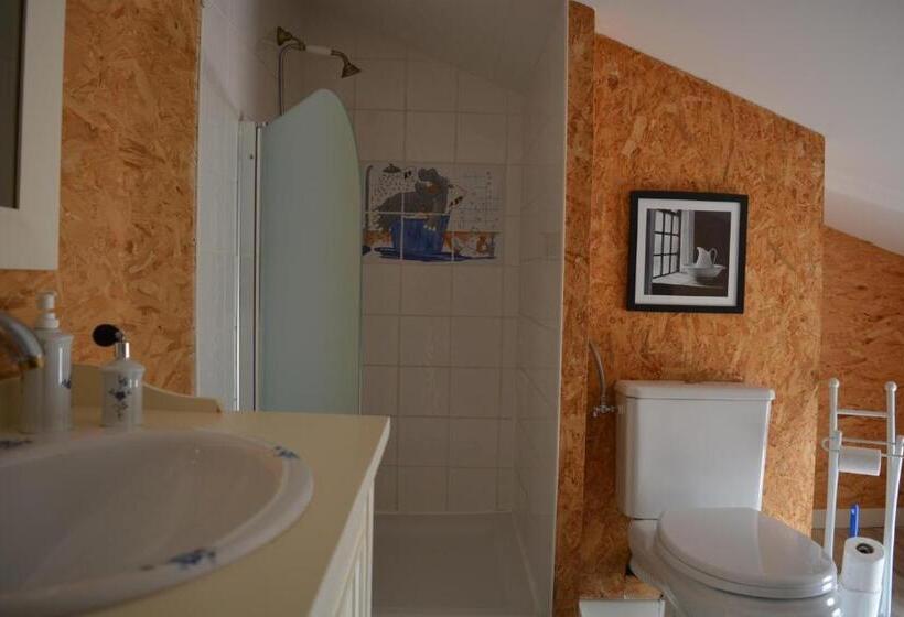 غرفة عائلية, Le Clos De Saint Amour