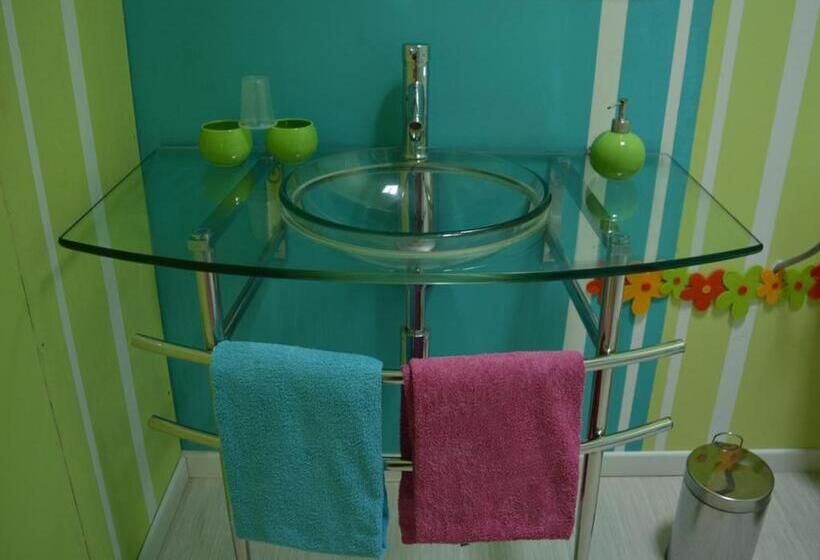 غرفة عائلية, Le Clos De Saint Amour