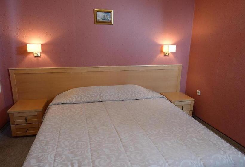 スタンダードルーム, Family Hotel Demetra