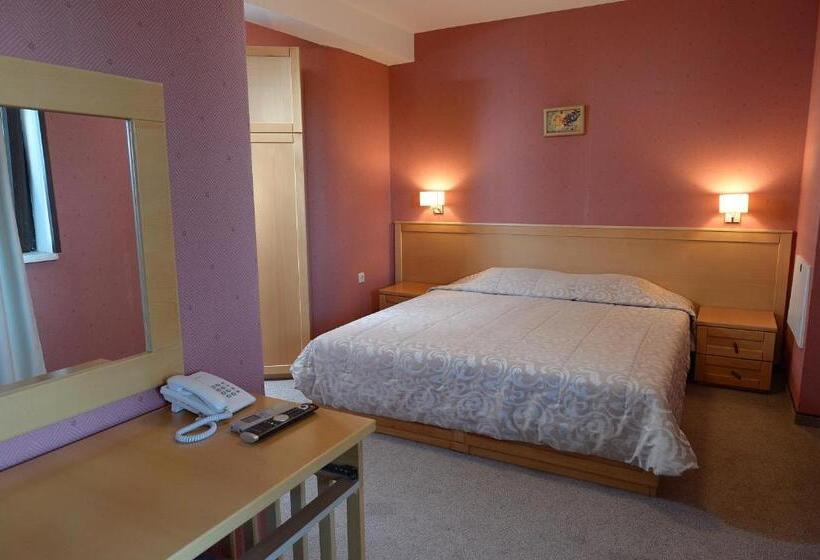 ジュニアスイート, Family Hotel Demetra