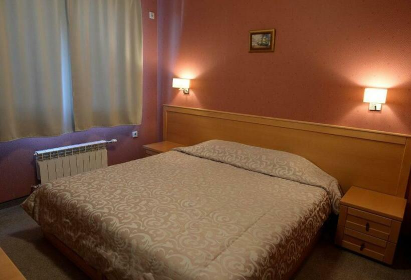 Номер Стандарт, Family Hotel Demetra