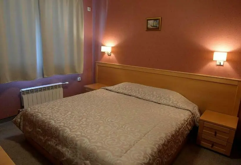 スタンダードルーム, Family Hotel Demetra