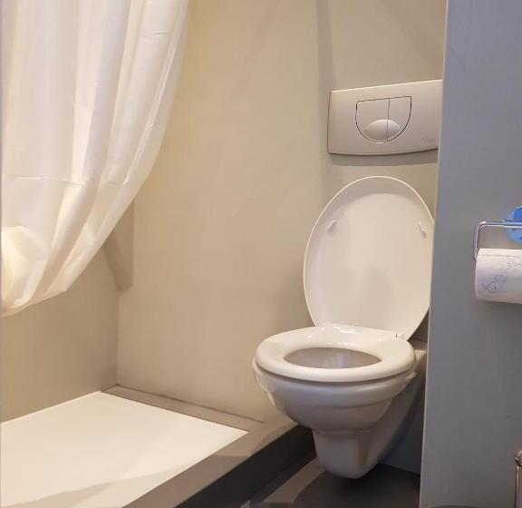 스탠다드 트리플 룸, Pension Corper