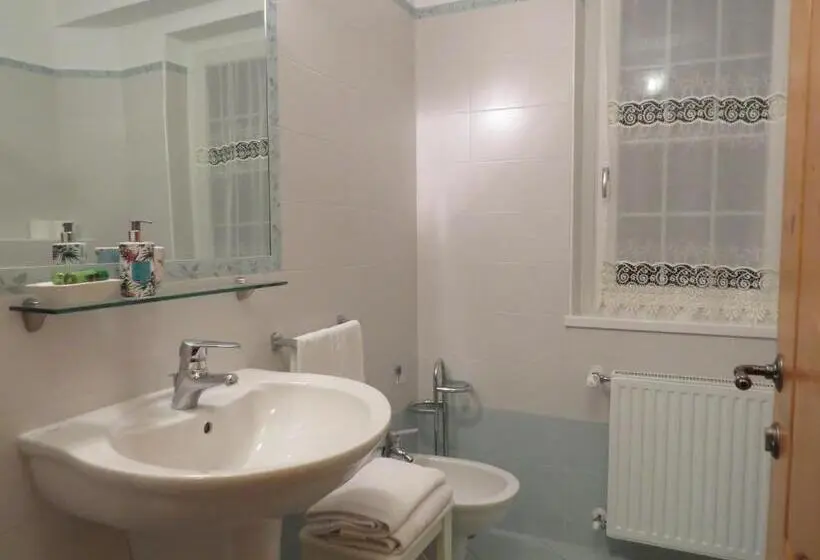 Standard room with outdoor bath, B&b Il Grappolo