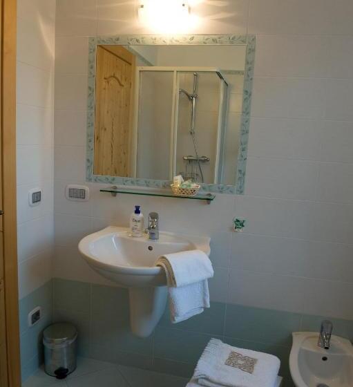 Standard room with outdoor bath, B&b Il Grappolo