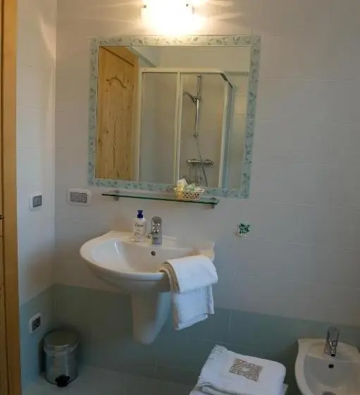 Standard room with outdoor bath, B&b Il Grappolo
