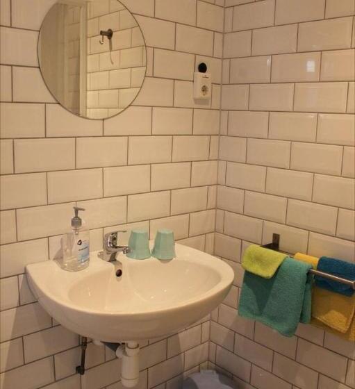 コンフォートルーム, Blom Aan De Gracht