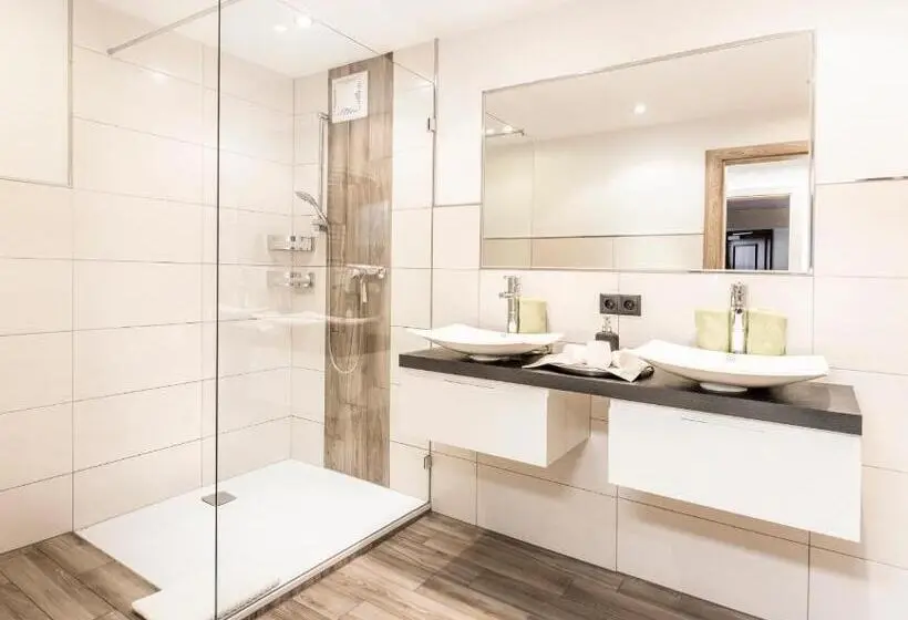 2ベッドルームアパートメント, Appartement Arnoldgut