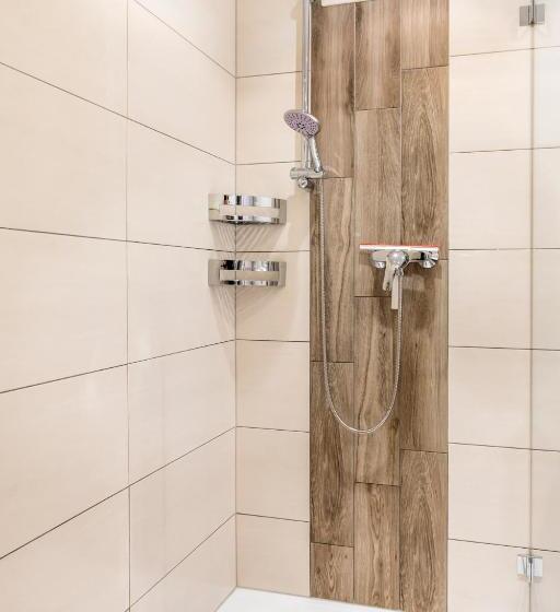 آپارتمان 2 خوابه, Appartement Arnoldgut