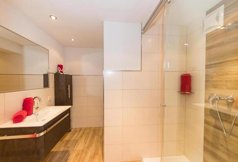 带2个卧室的高级公寓, Appartement Arnoldgut