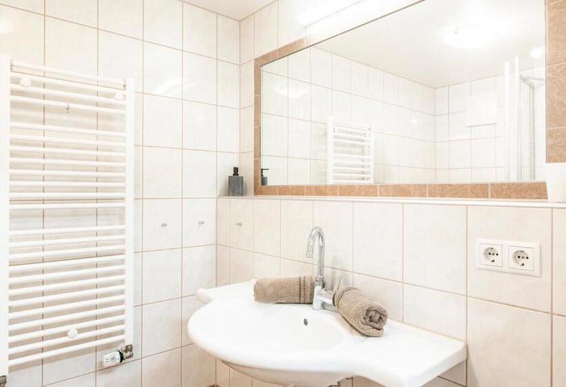 آپارتمان لوکس 1 خوابه, Appartement Arnoldgut