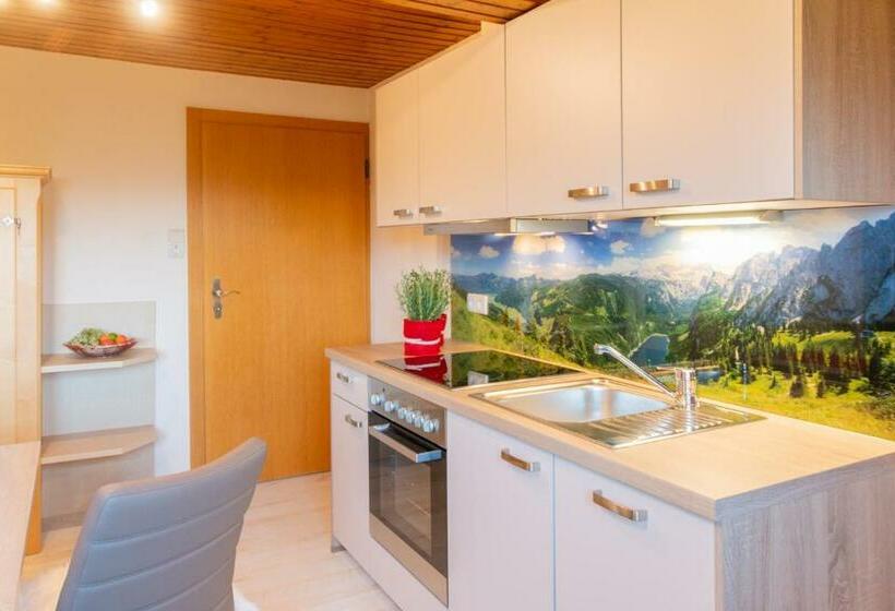 شقة غرفتين, Lammerauhof